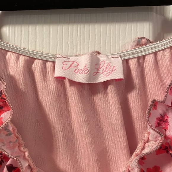 Pink Lily Top - Picture 2 of 4